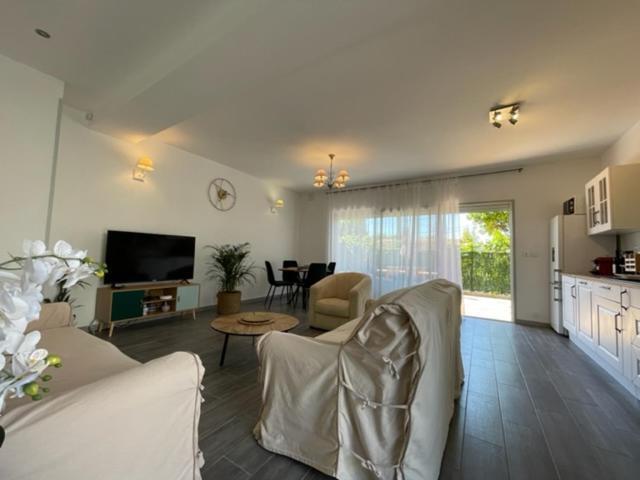 Апартаменти 2 Pieces En Rdjardin Avec 2 Grands Terrasses Антіб Екстер'єр фото